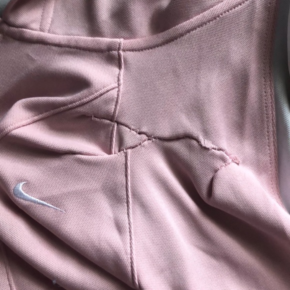 pink Nike jacket - Picture 2 of 5